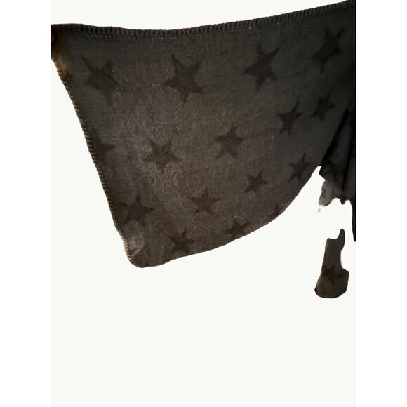 Woolrich Charcoal Star Patterned Reversible Wool Blend Poncho All Acrylic - Picture 5 of 9